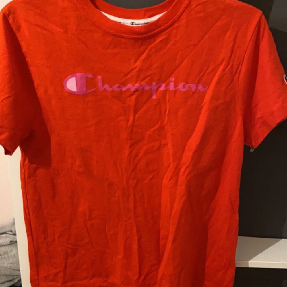 Champion tee